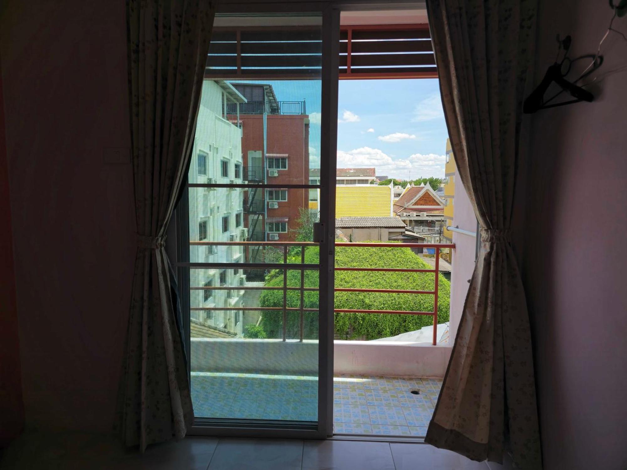 Bonita House Hotel Bangkok Buitenkant foto